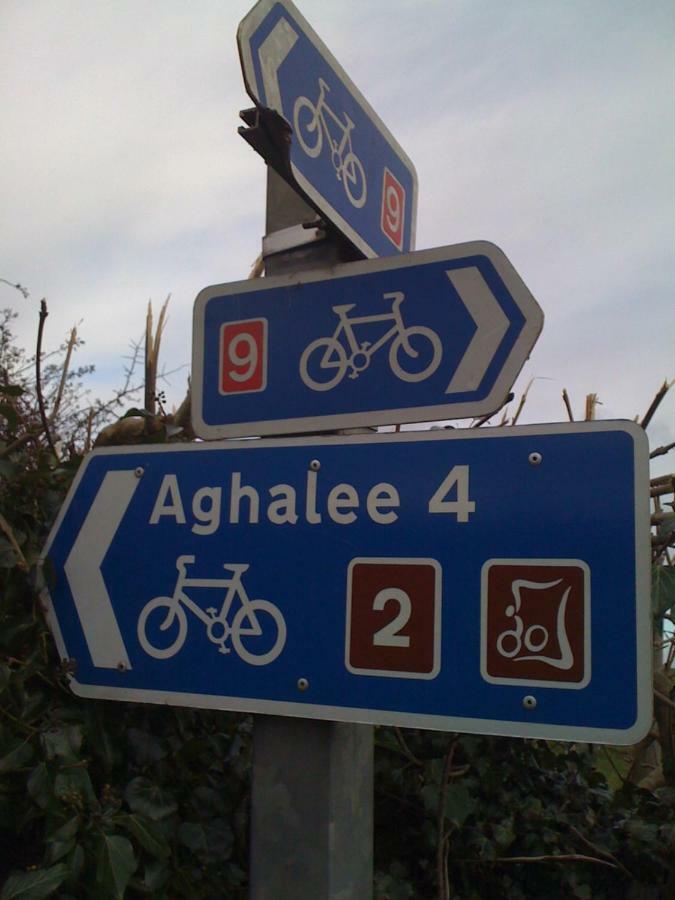 The Vandees Aghalee Buitenkant foto